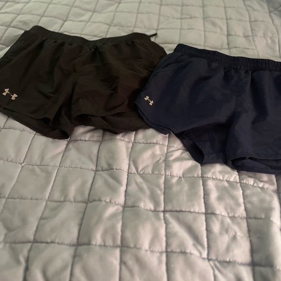 Under Armour Pants - Under Armour Black and Navy Shorts Women’s Medium